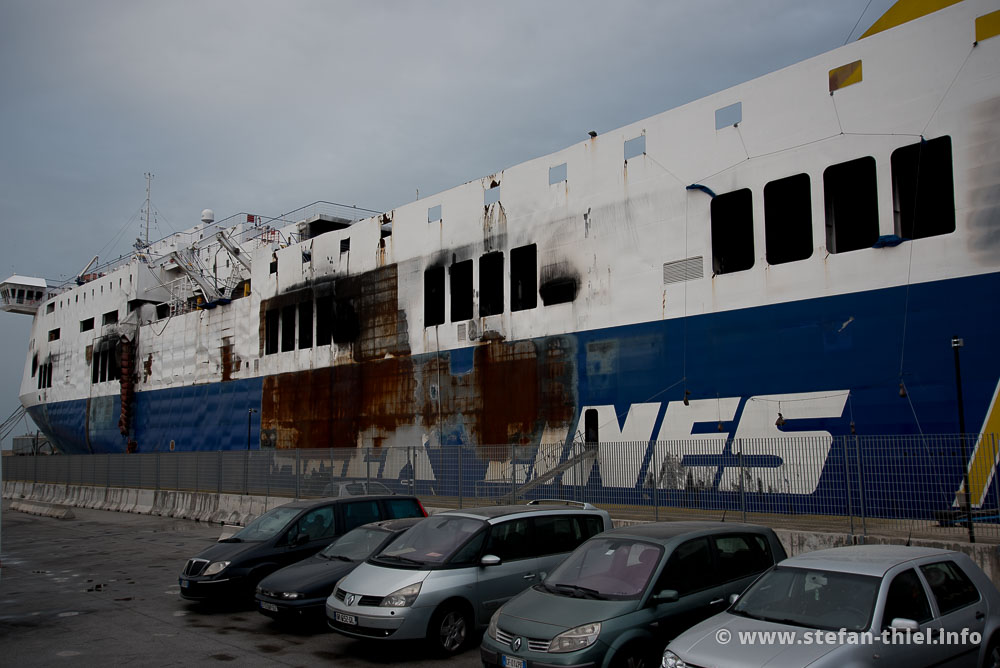 Der Stolz des griechischen Reedereiwesens wird für mich aufgeboten ;-)